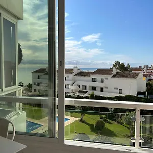 https://cisnes-benalmdena-beach.1costadelsol.com
